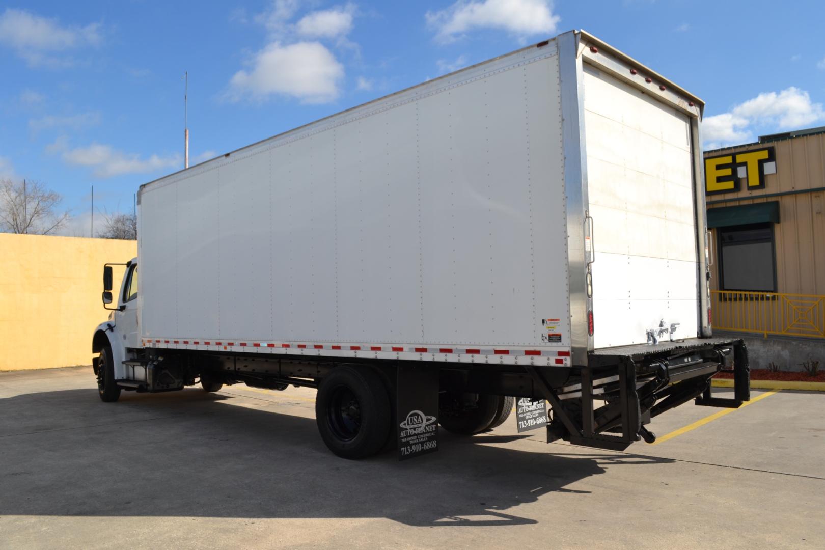 2017 WHITE /GRAY FREIGHTLINER M2-106 with an CUMMINS ISL 8.9L 300HP engine, ALLISON 3000HS AUTOMATIC transmission, located at 9172 North Fwy, Houston, TX, 77037, (713) 910-6868, 29.887470, -95.411903 - Photo#6